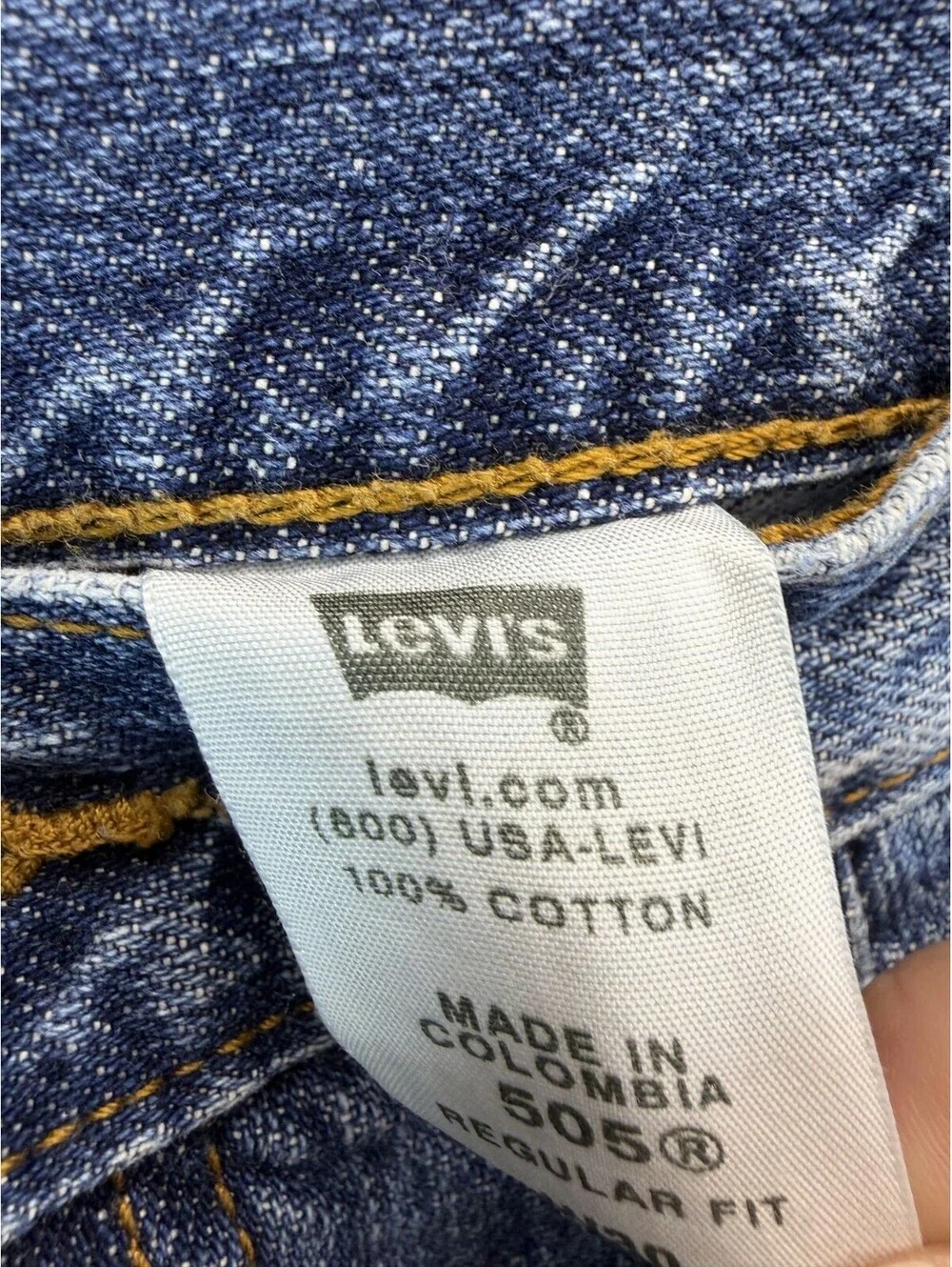 Levis 505 Regular Fit Denim Jorts Mens 33 Medium Wash Indigo Blue Cotton